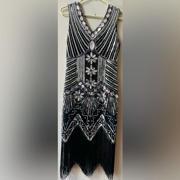 1920s Gatsby Flapper Gothic Black and Silver Sequins Dress Size S* - Picture 9 of 10